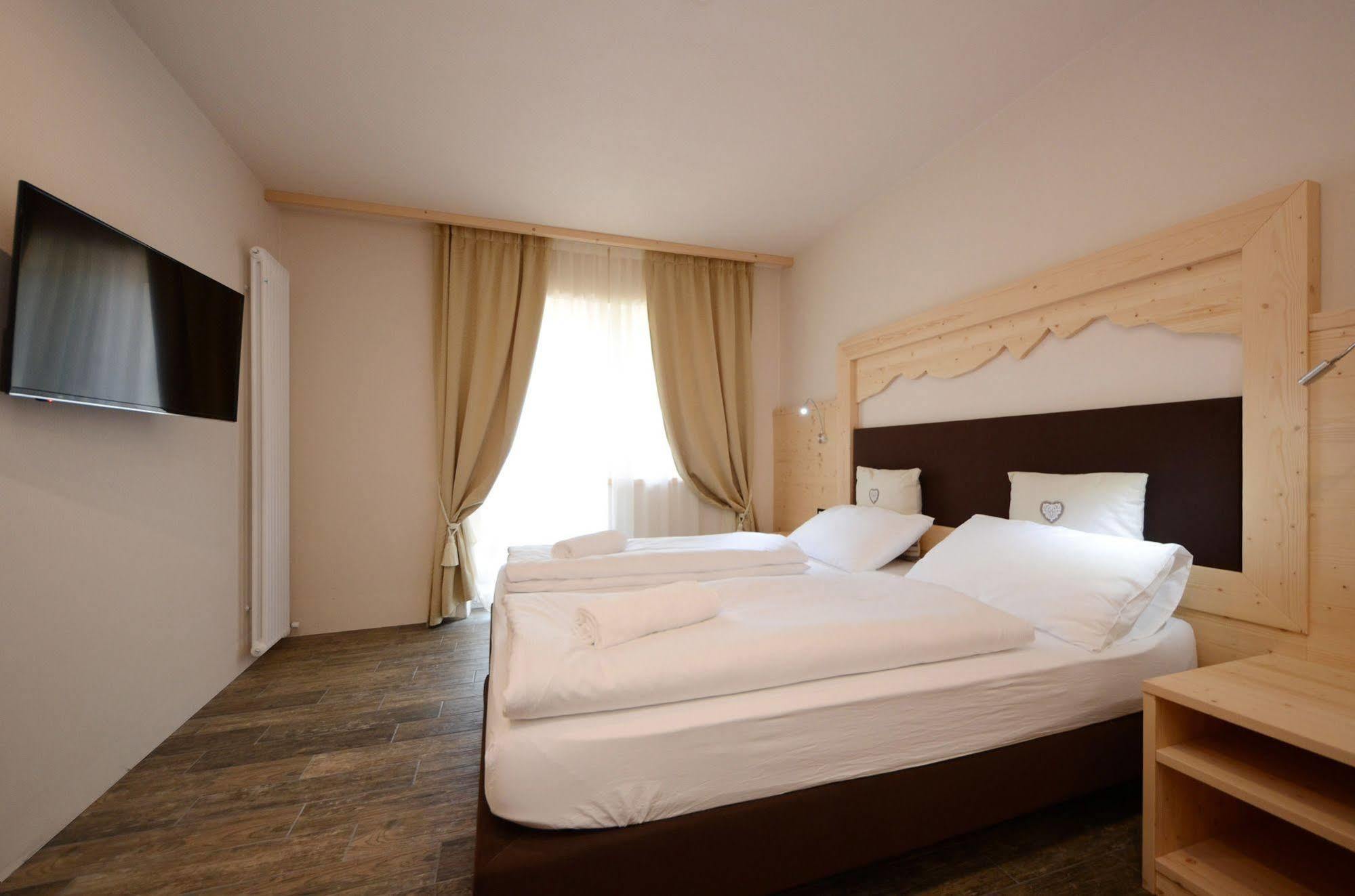 Park Hotel Avisio Soraga Exterior photo