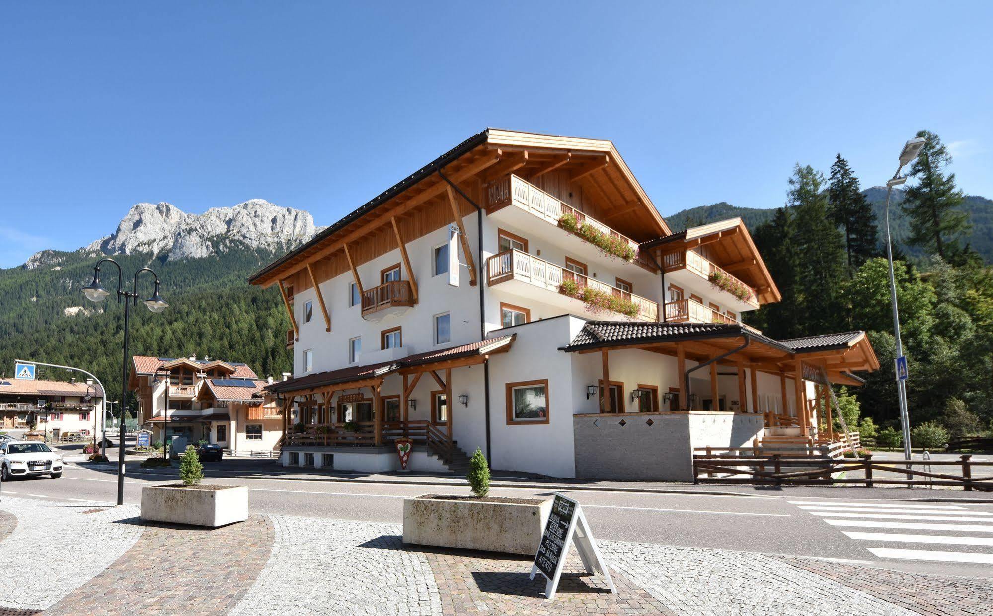 Park Hotel Avisio Soraga Exterior photo